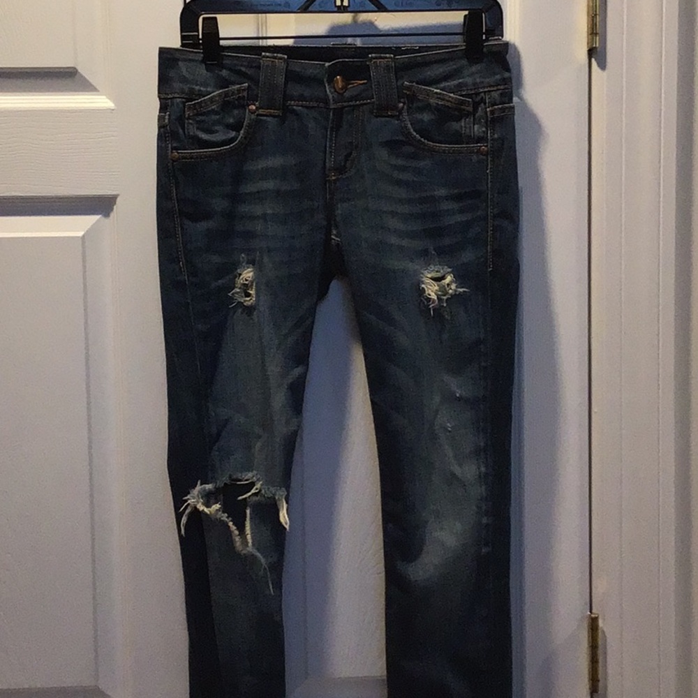Vigoss 6-pocket distressed jeans
